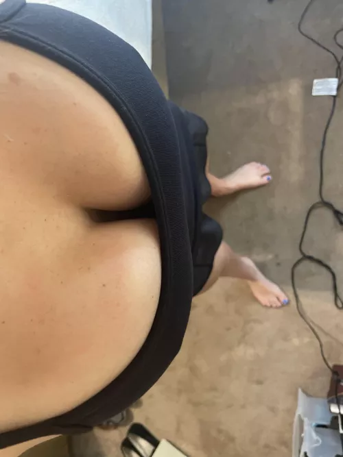 I mean……it’s just a picture of my feet…….. by fitnesswife1983