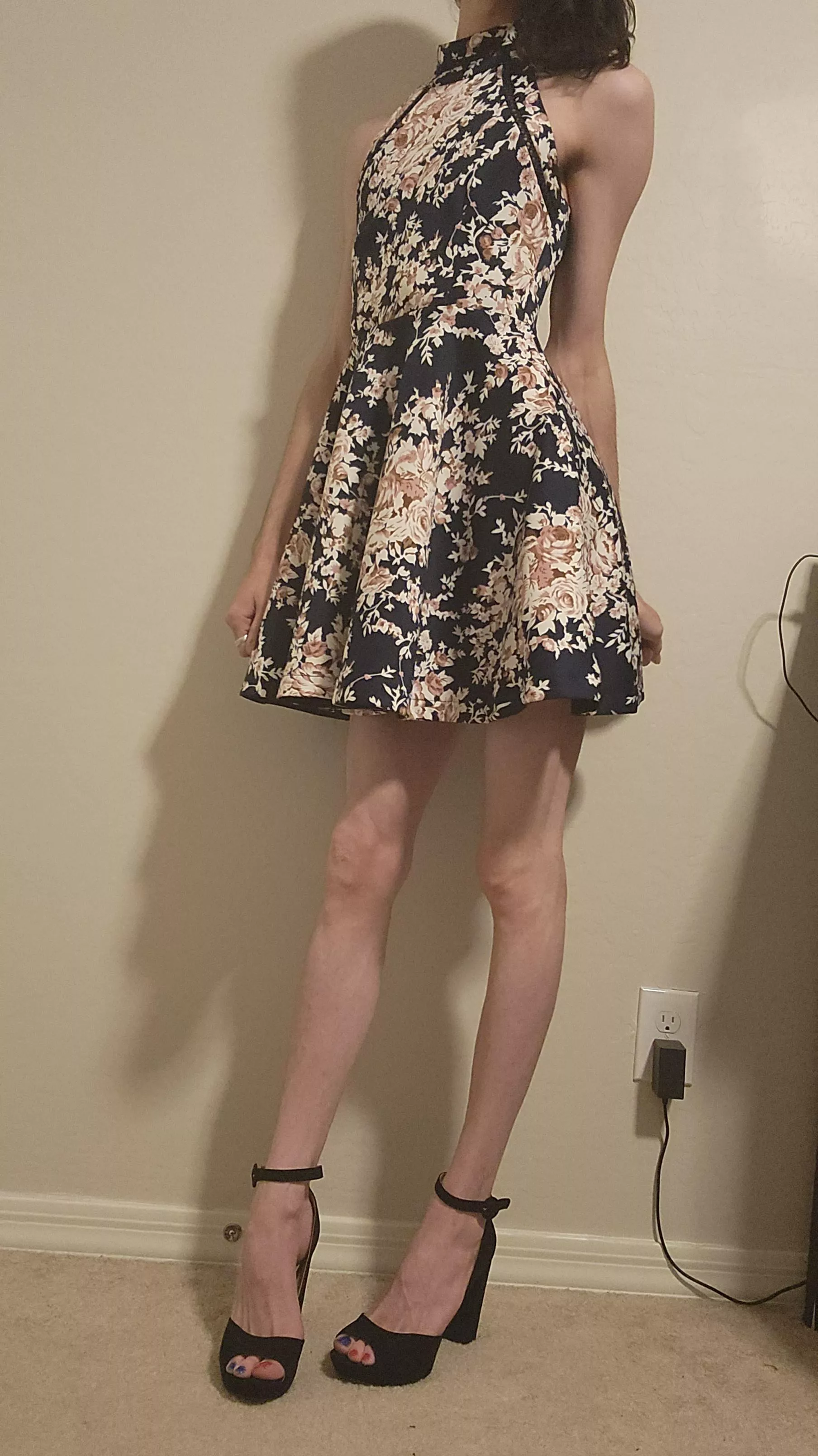 I wanted to show off my favorite outfit😊 posted by Intelligent_Way_728