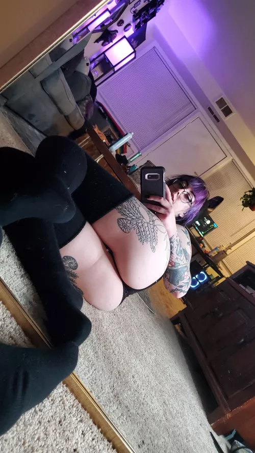 I wonder if my coworkers know I make posts like this... by gritheyst