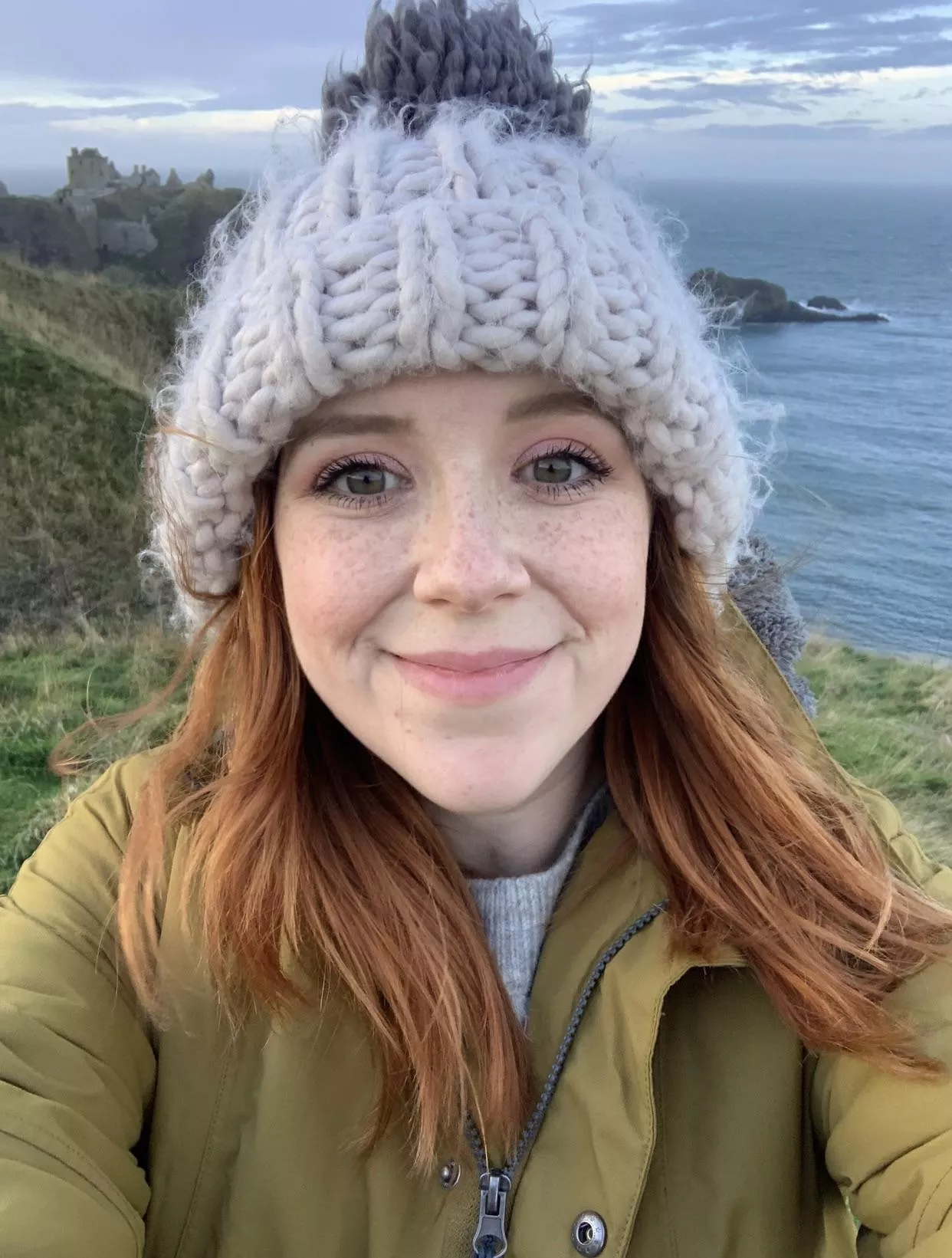 I’m always at my happiest when I’m exploring 🏴󠁧󠁢󠁳󠁣󠁴󠁿 [F] posted by snildeep