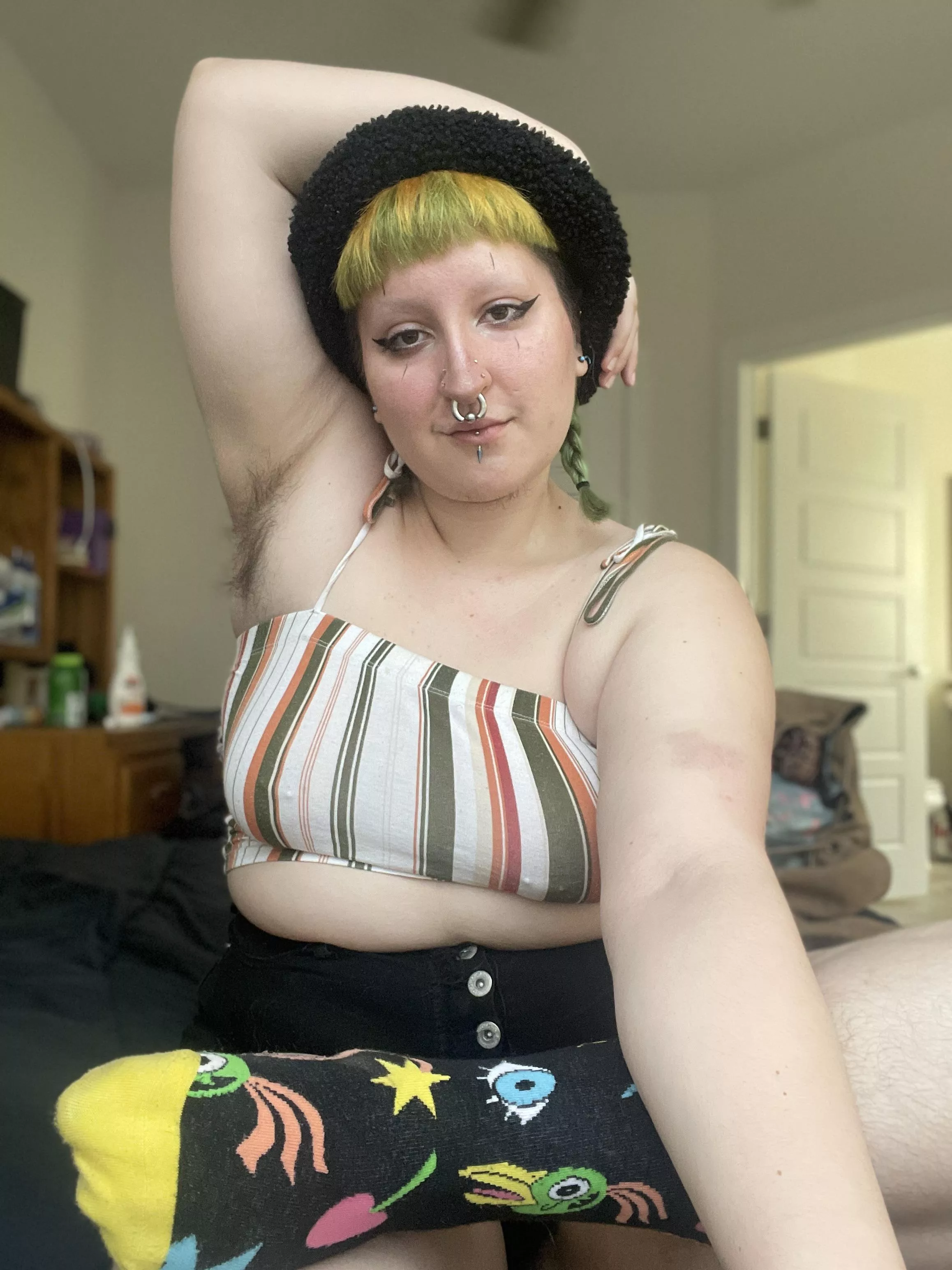 I’m going to sunbathe tomorrow. Excited to stretch out posted by ivylustful