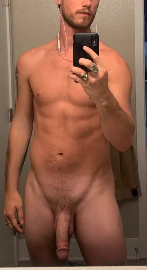 Long torso among other things 😵‍💫 by thevoidexplorers