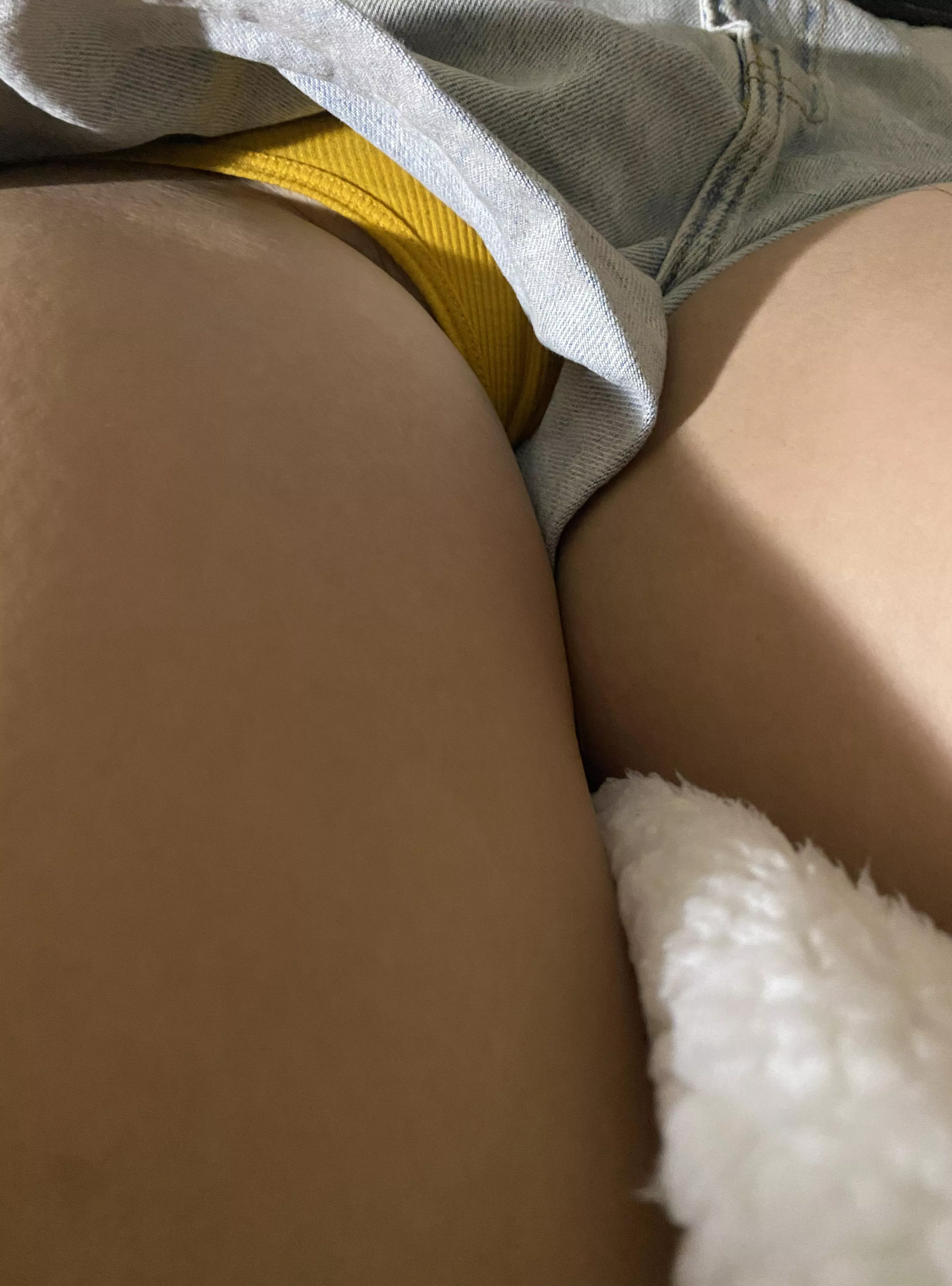 My boyfriend loves it when I wear loose shorts like this. Maybe you will too 🤭 posted by Quirkyquirksss