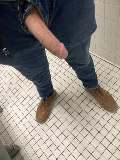 Need a little help here, any takers? by Ok-Variation-6202