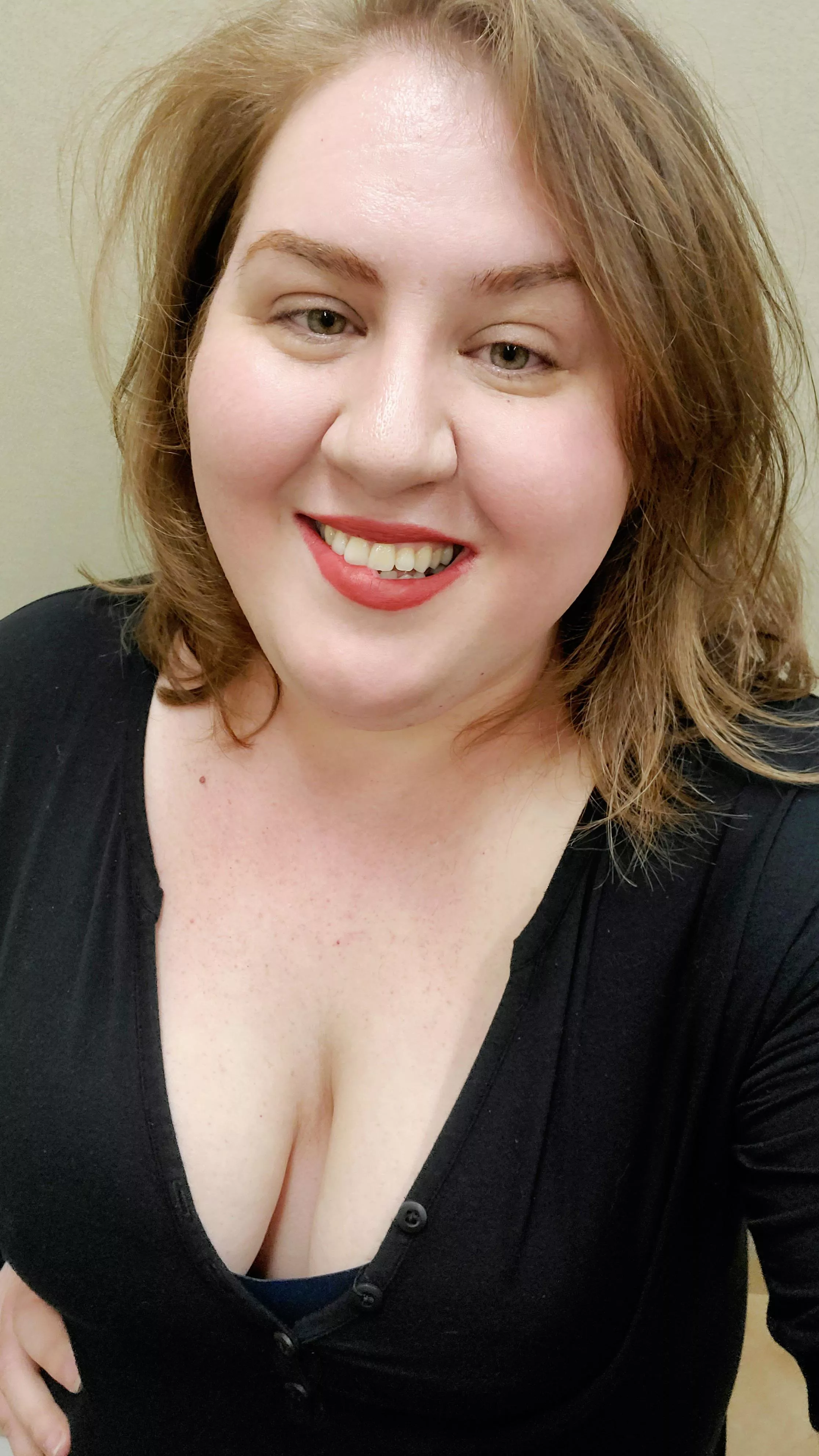 One of them rare full smiles posted by gebamami