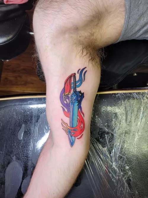 Tattoo and sweaty pits by Feetfantasyforu