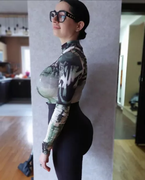 The front and the back by Lex_luthor_with_hair