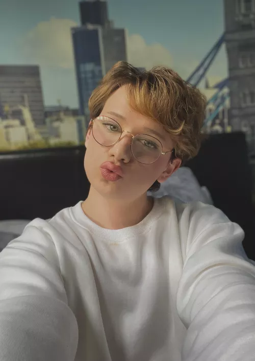 To all the boys who are scared to embrace who they are - Your femininity is not a weakness! 💗 by An_English_Femboy