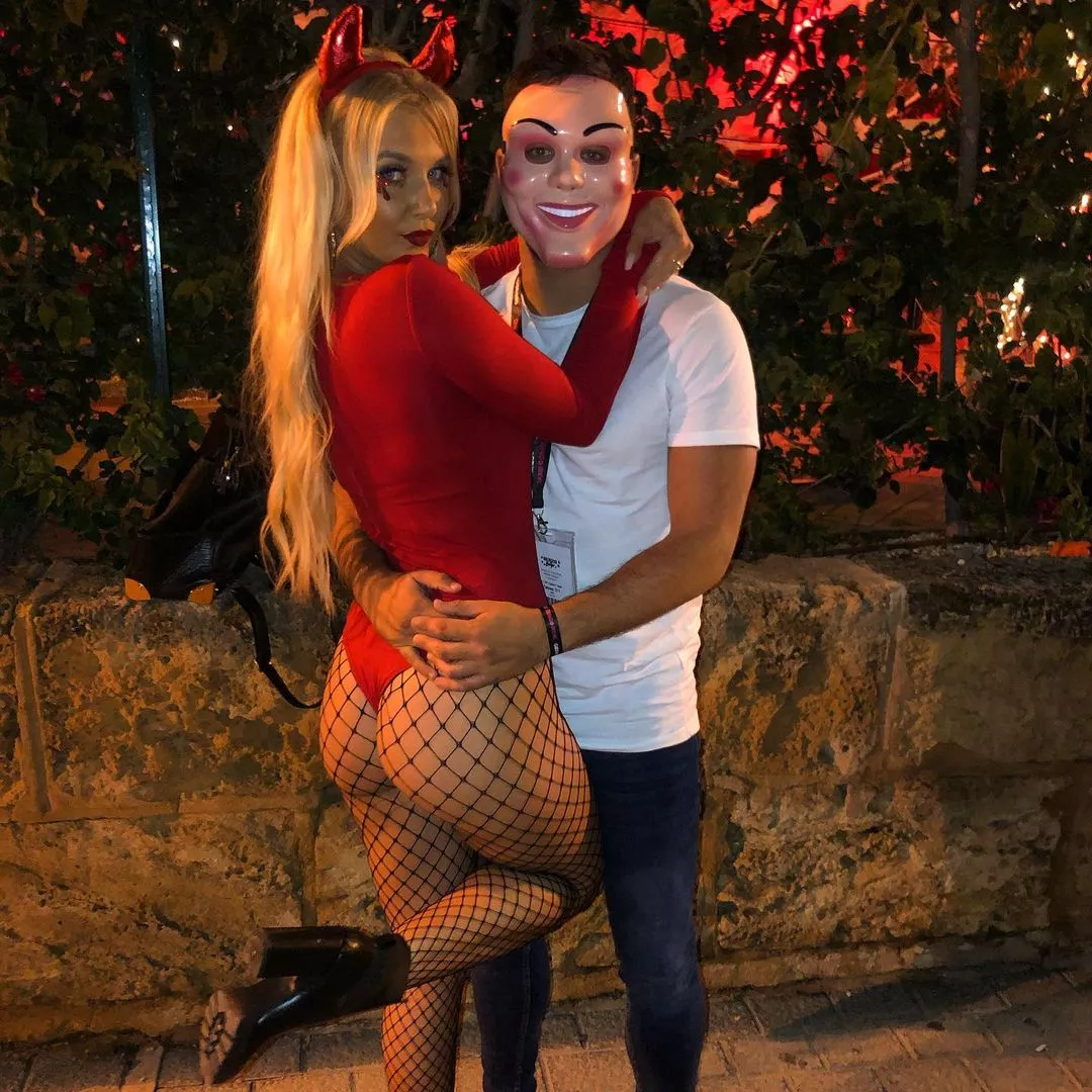 What a view posted by Maleficent_Status_32