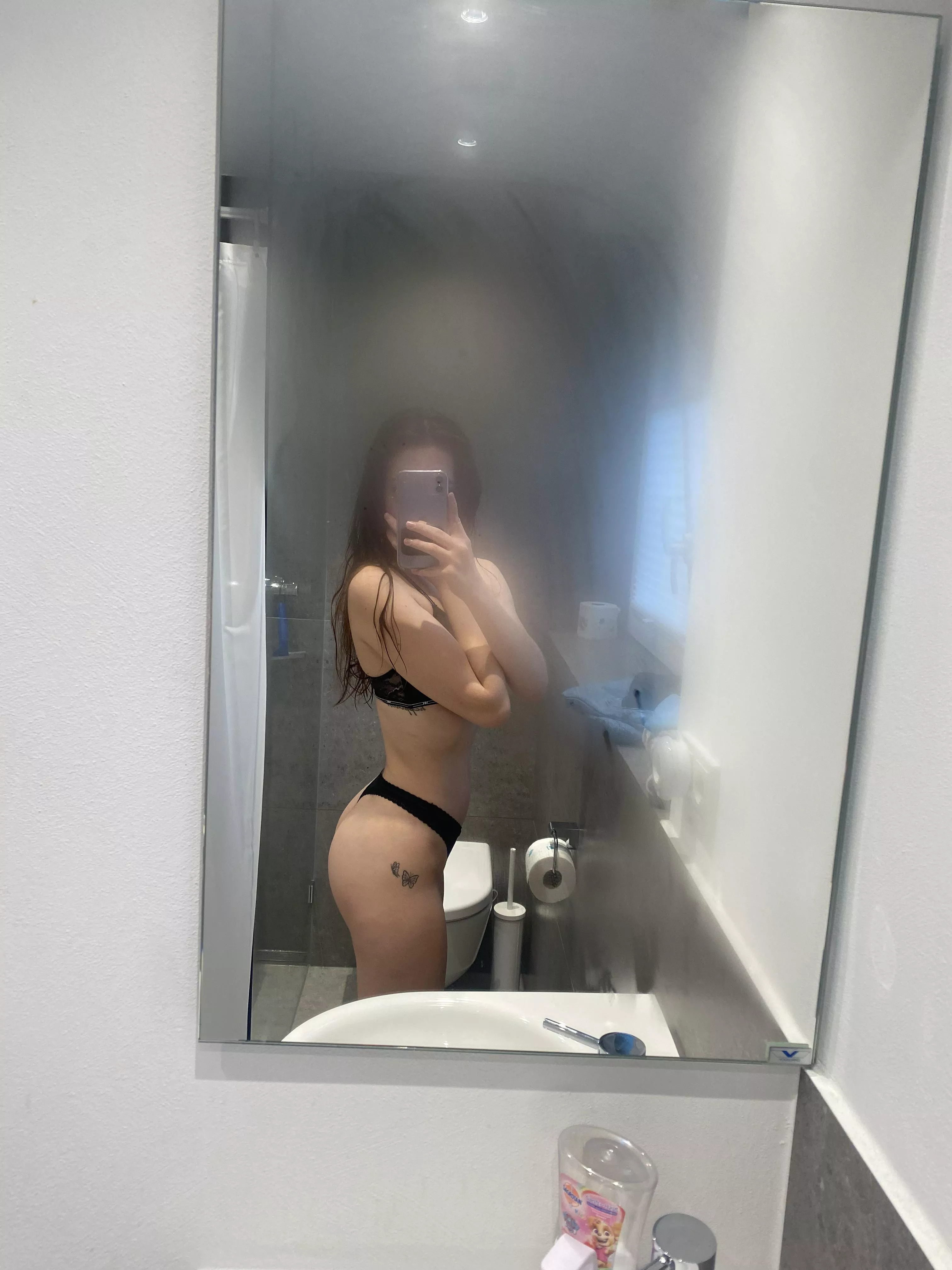 Whatchu lookin at? 😉 posted by HeavenlyAnxiety