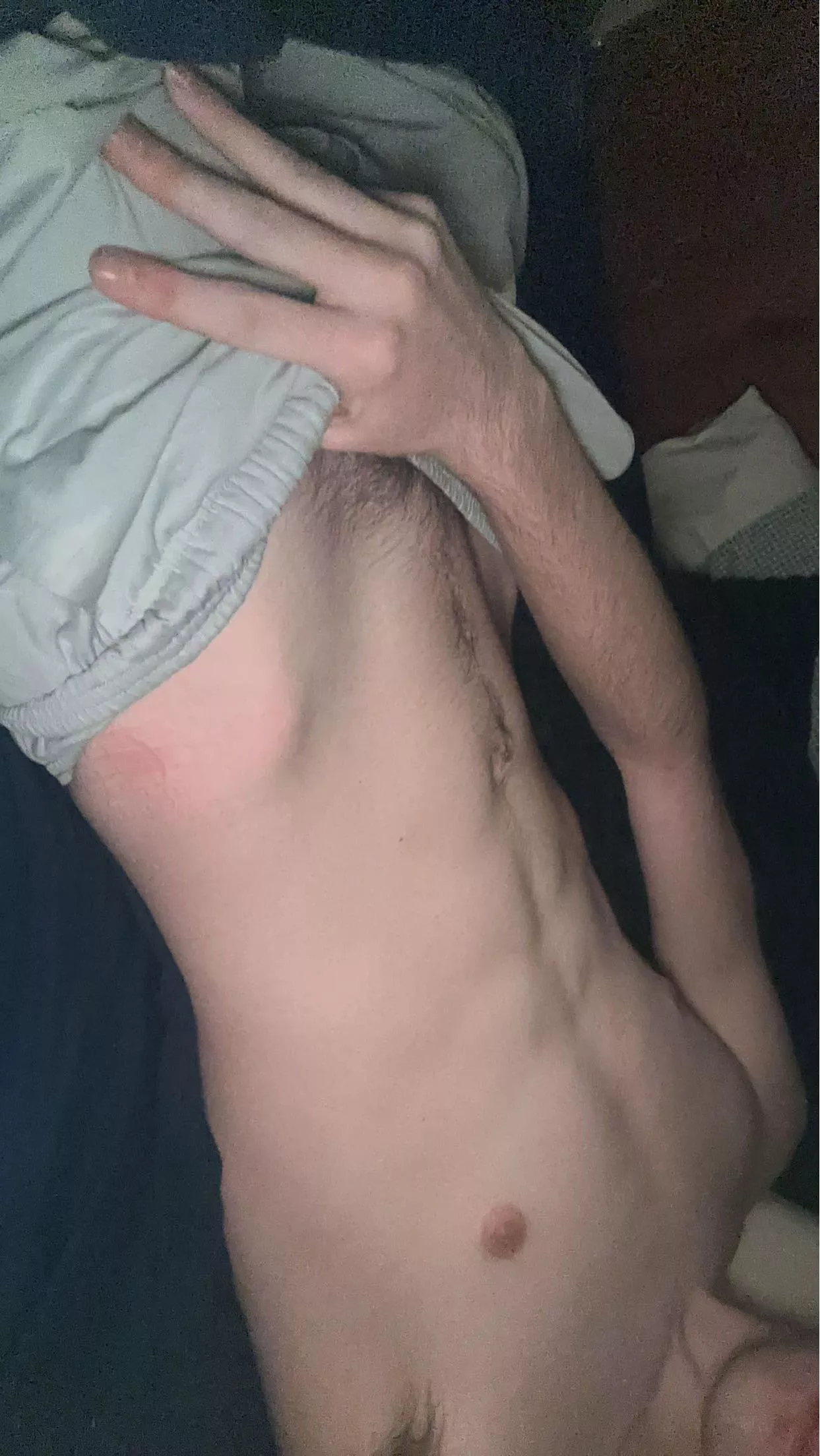 18 m hung. Fit or hung guys hmu andyw11222 posted by Imaginary_Damage5842