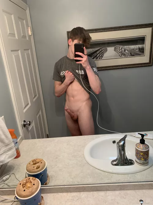 Am I hot? by Square-Leave-2924