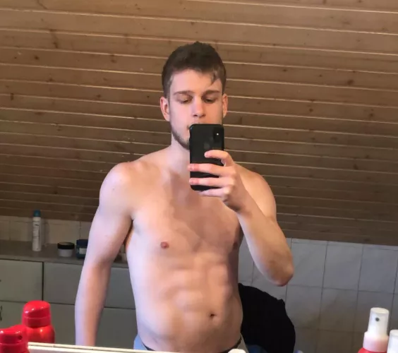 Am i welcome on nsfw side of reddit? 😈 by jarlinumuw