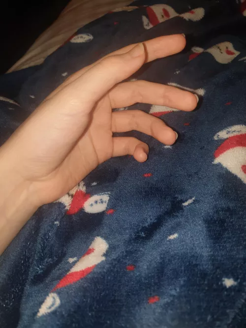 Believe it or not I just washed the dishes by EveYourApple