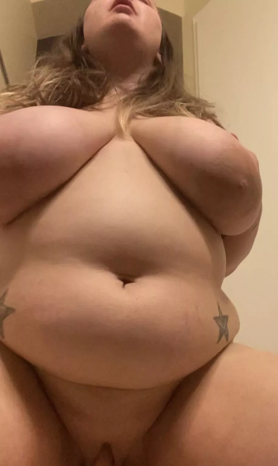 Beyond horny posted by BabyGirlGetsRewards