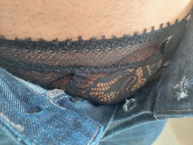 Bit naughty at work by tonipeter