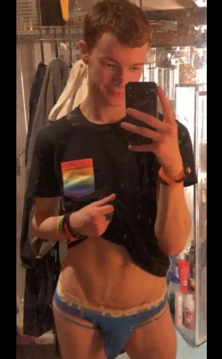 Cheeky (21) posted by redheadhotnez11