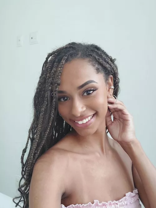 Come closer and let me take your breath away with every touch and every kiss. by eududarosa