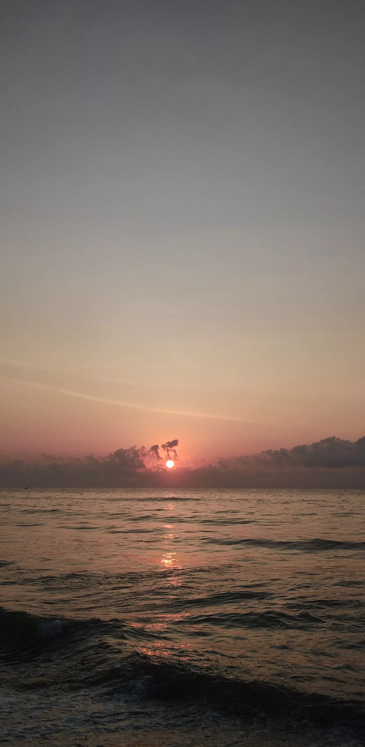 Elliots beach, chennai, India posted by tha_pathukalam