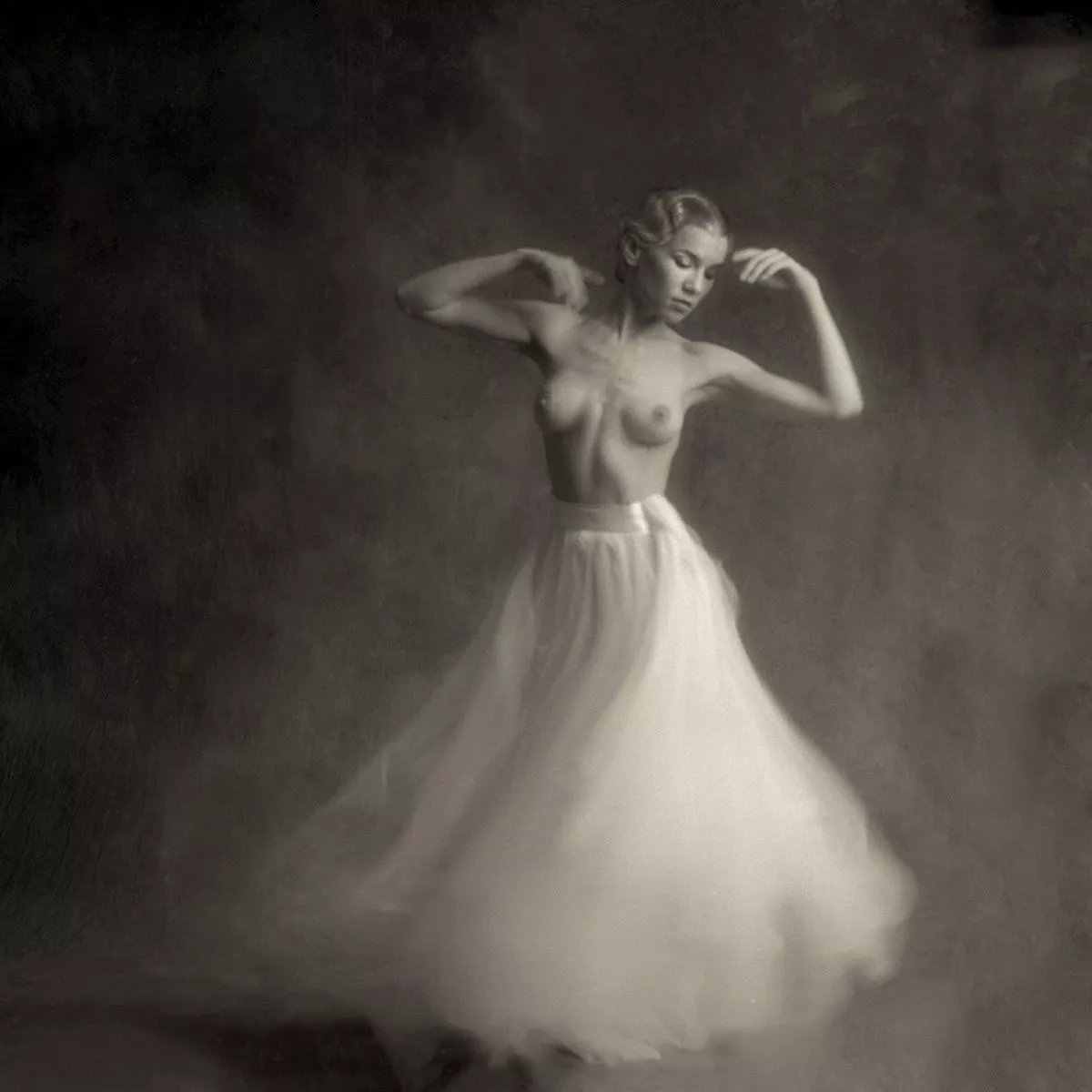 Faded memories posted by legendsoflustauthor