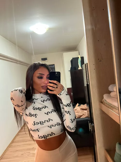 Feeling horny baby, come over here please by calculating_hammock