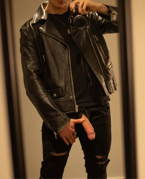 Get on your knees and lick every inch of it by Maple_Cock