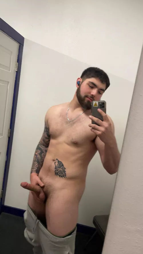 Had to get this picture off quick before anyone walked in😜 by adventure_junkie5413