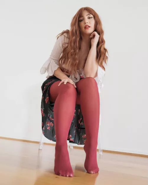 Hello! First time here! 🦊 🖤 by The_Hazel_Daze