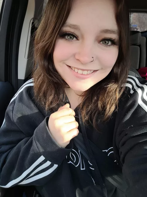 Hello 🥰🫶🏻 by Secure-Side-7033