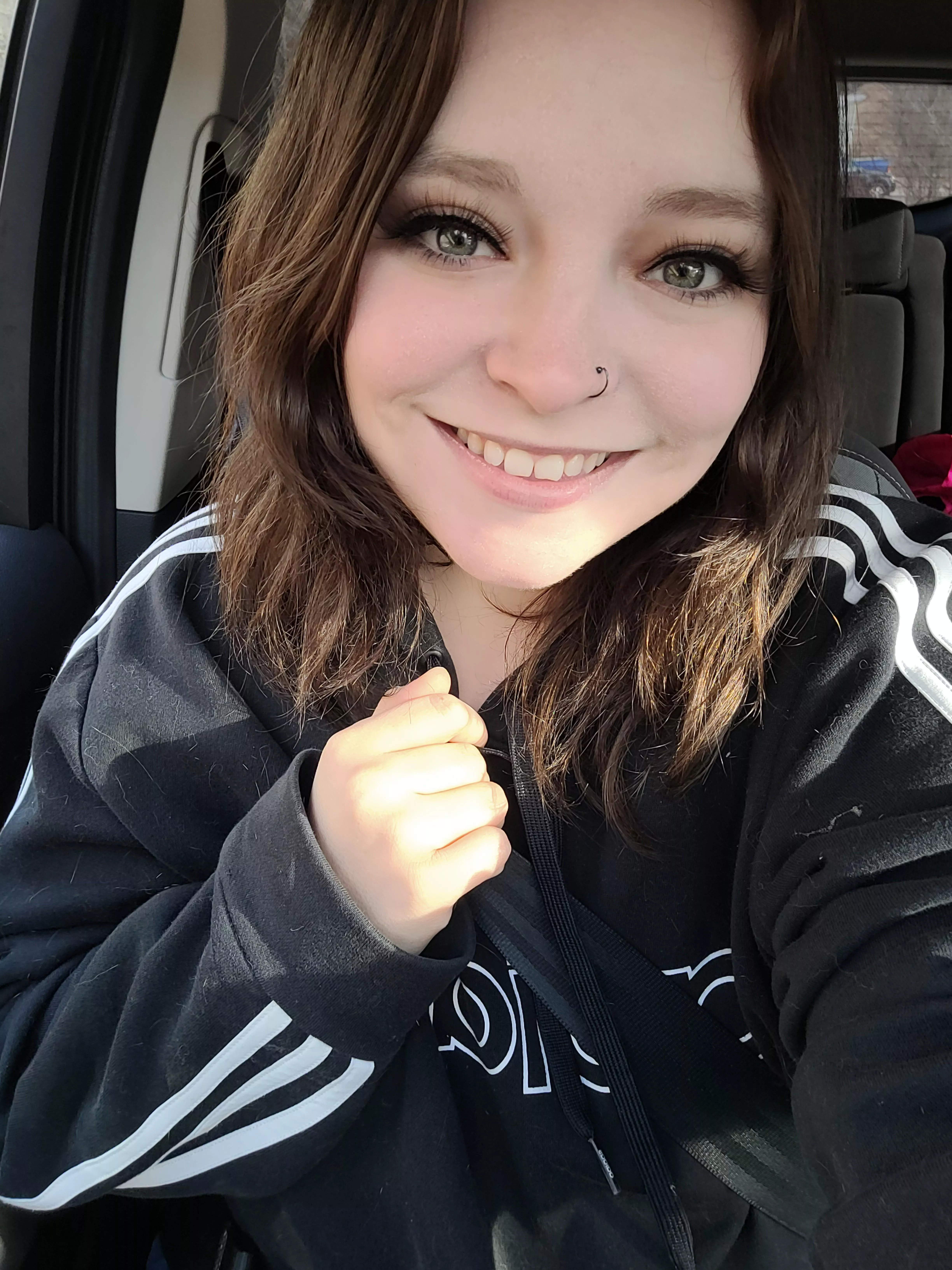 Hello 🥰🫶🏻 posted by Secure-Side-7033