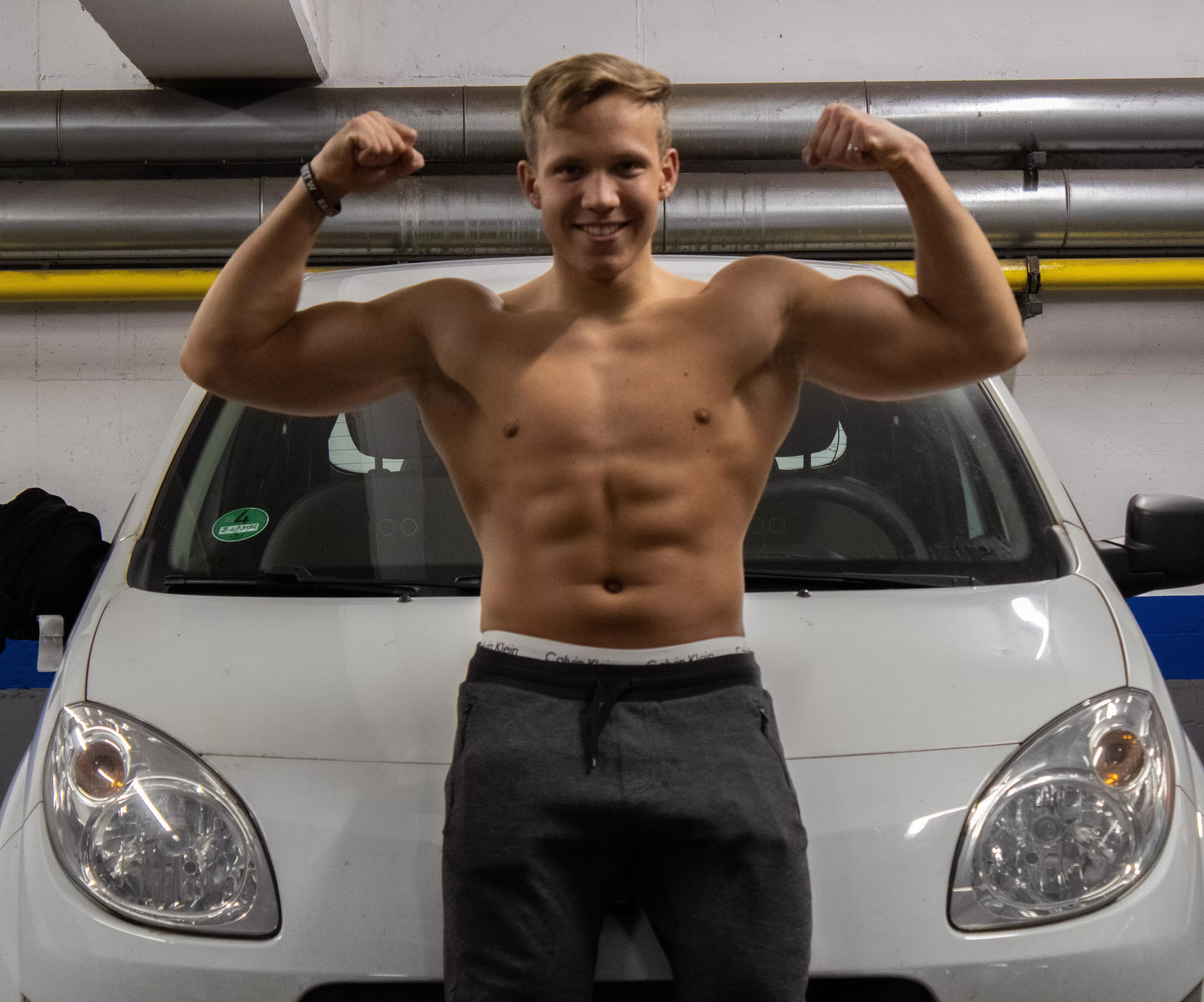 Heyy what do you say to my body?🔥 posted by Henry3182