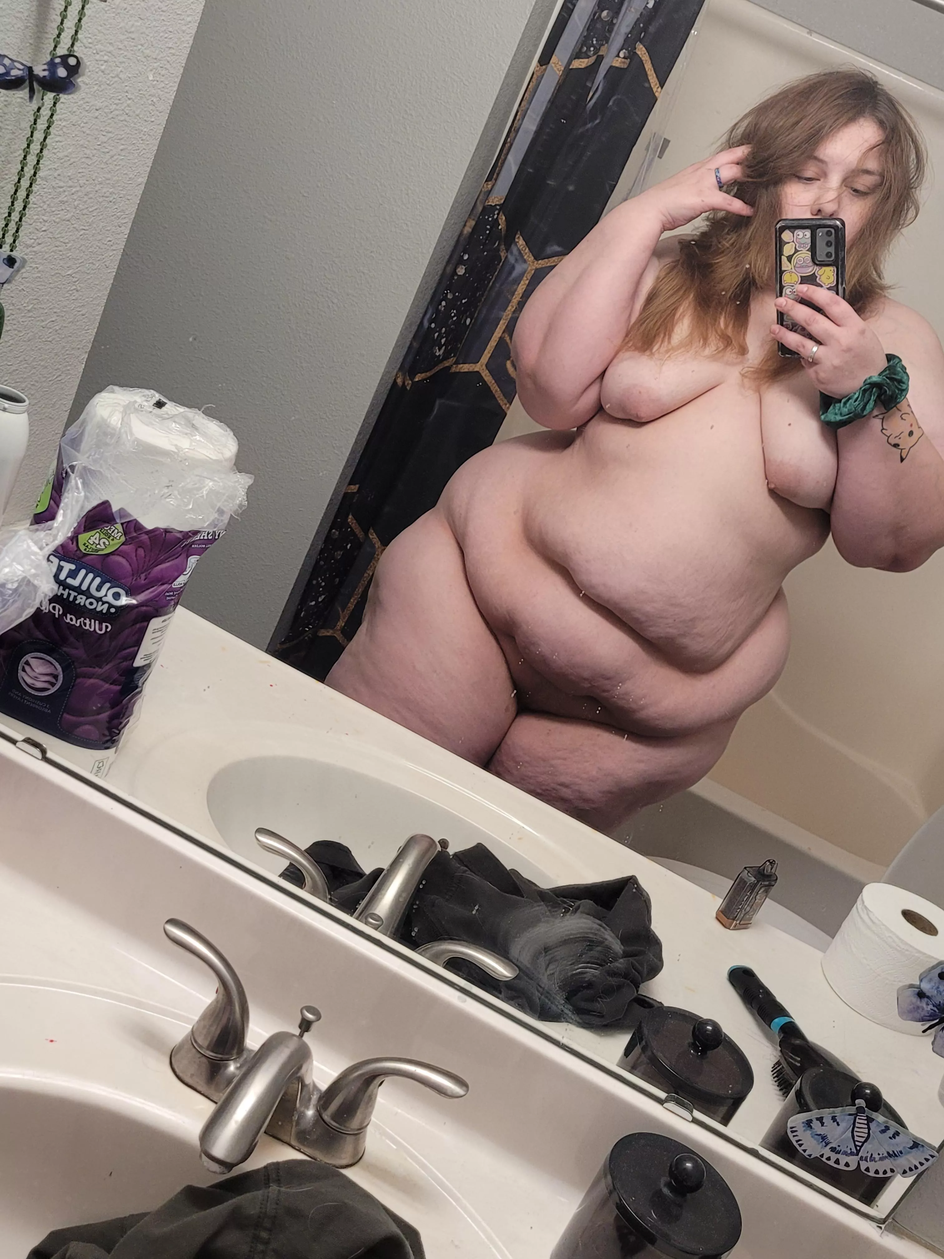 I ate so many sweets posted by ChubbyClownx