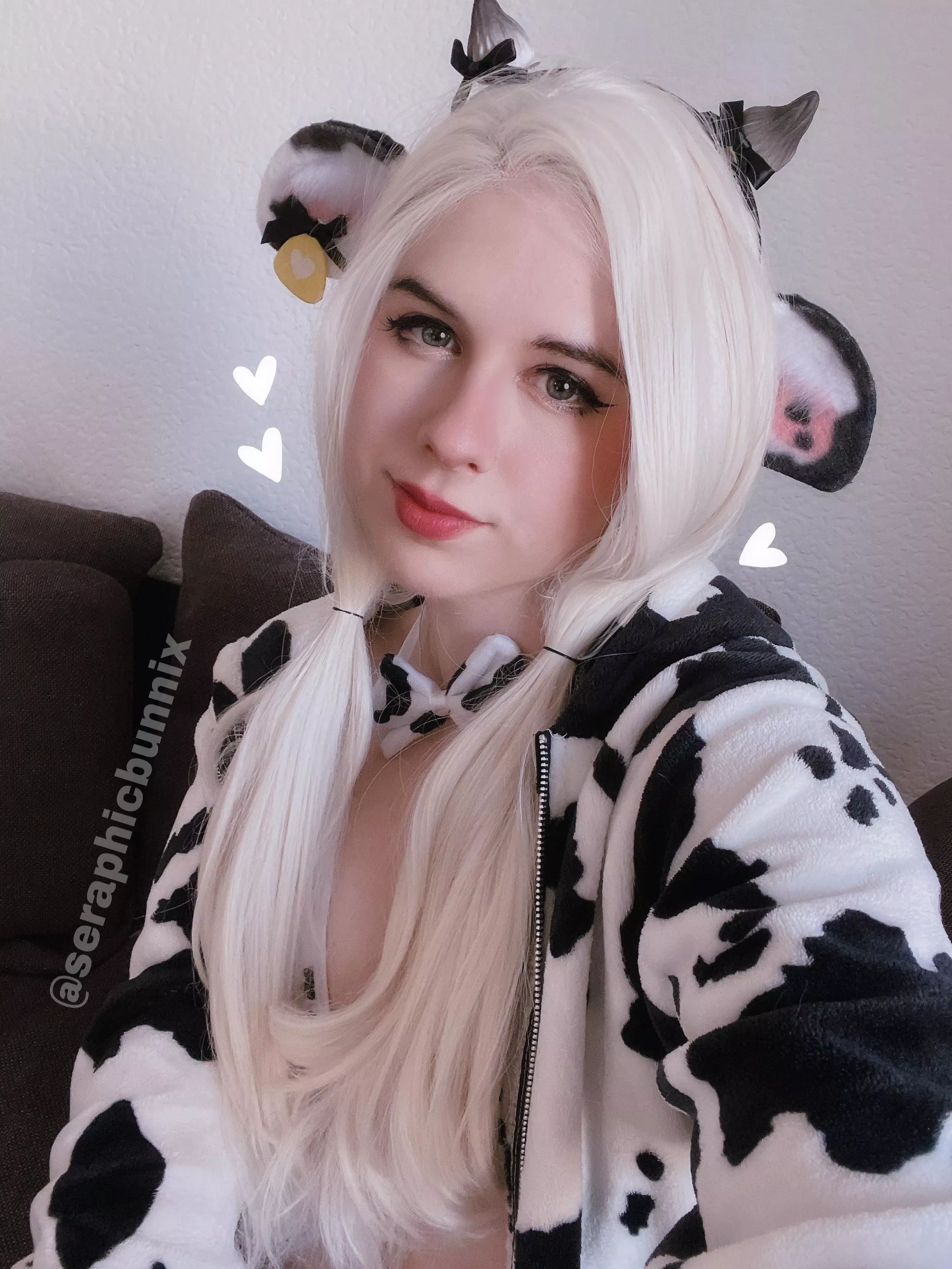 I love cowprint on me! Do you? posted by seraphicbunnix