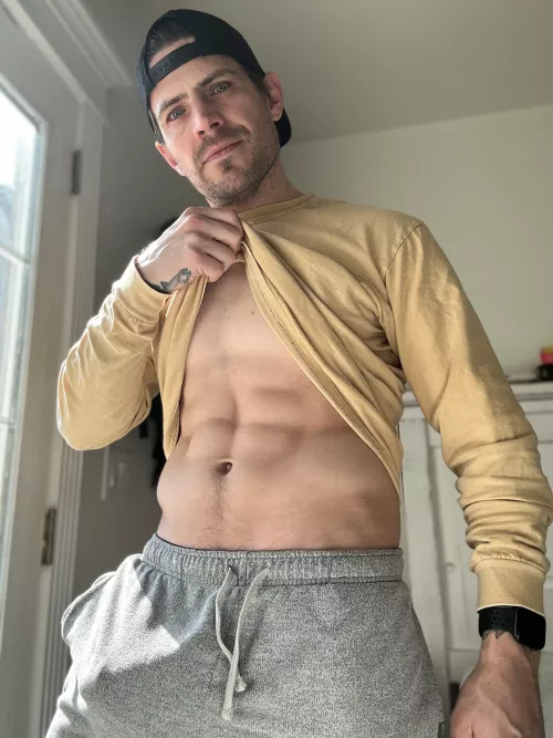 I need some encouragement to whip it out today… by Environmental-Put340