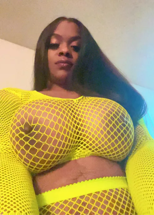 Imagine me on top of you like this… by Yani-bella