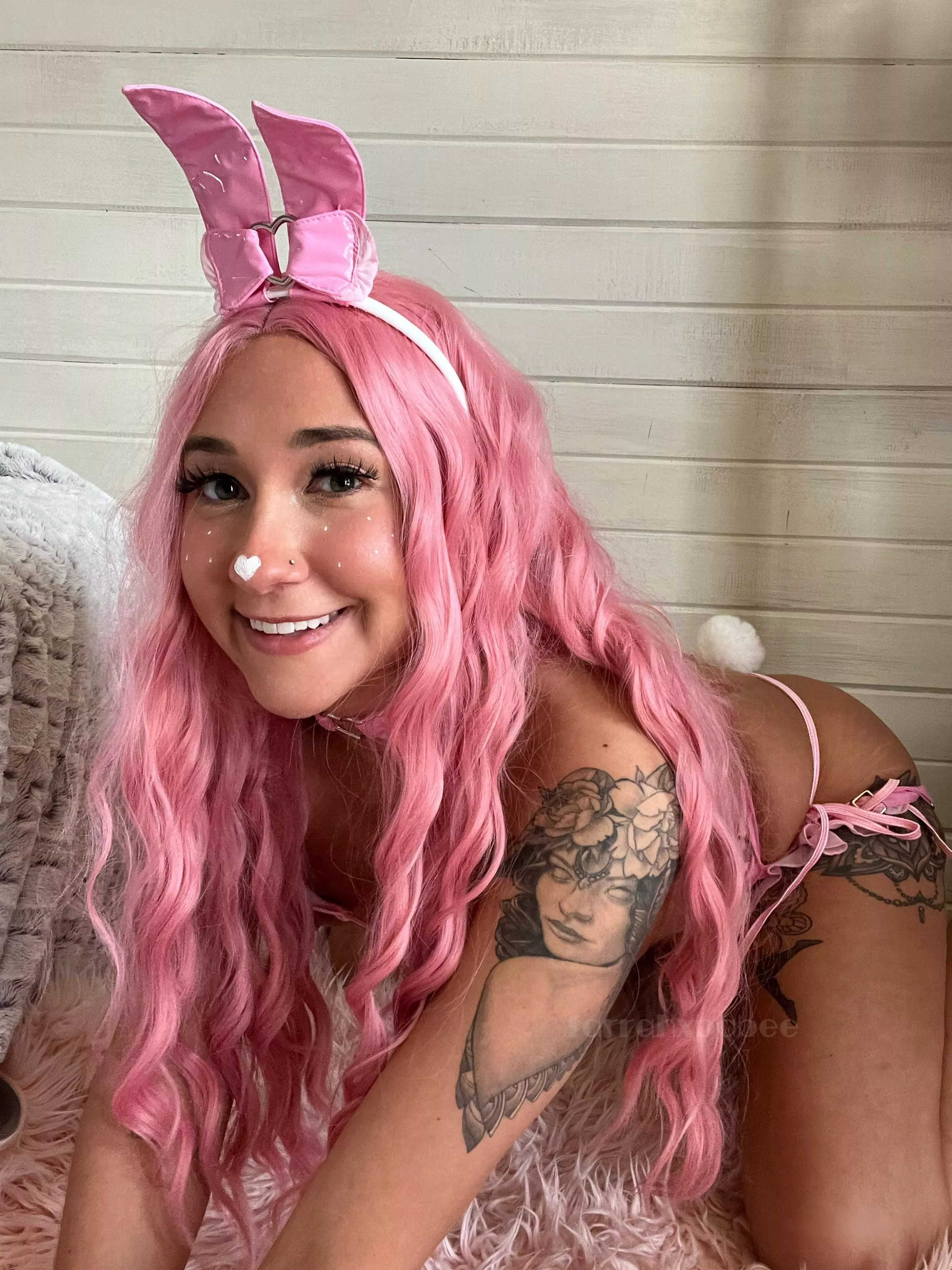 its wabbit season 🐇 posted by farrahxbabee