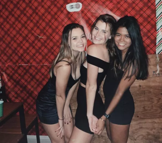 Me and two friends. FMK. Go! by eva_dream