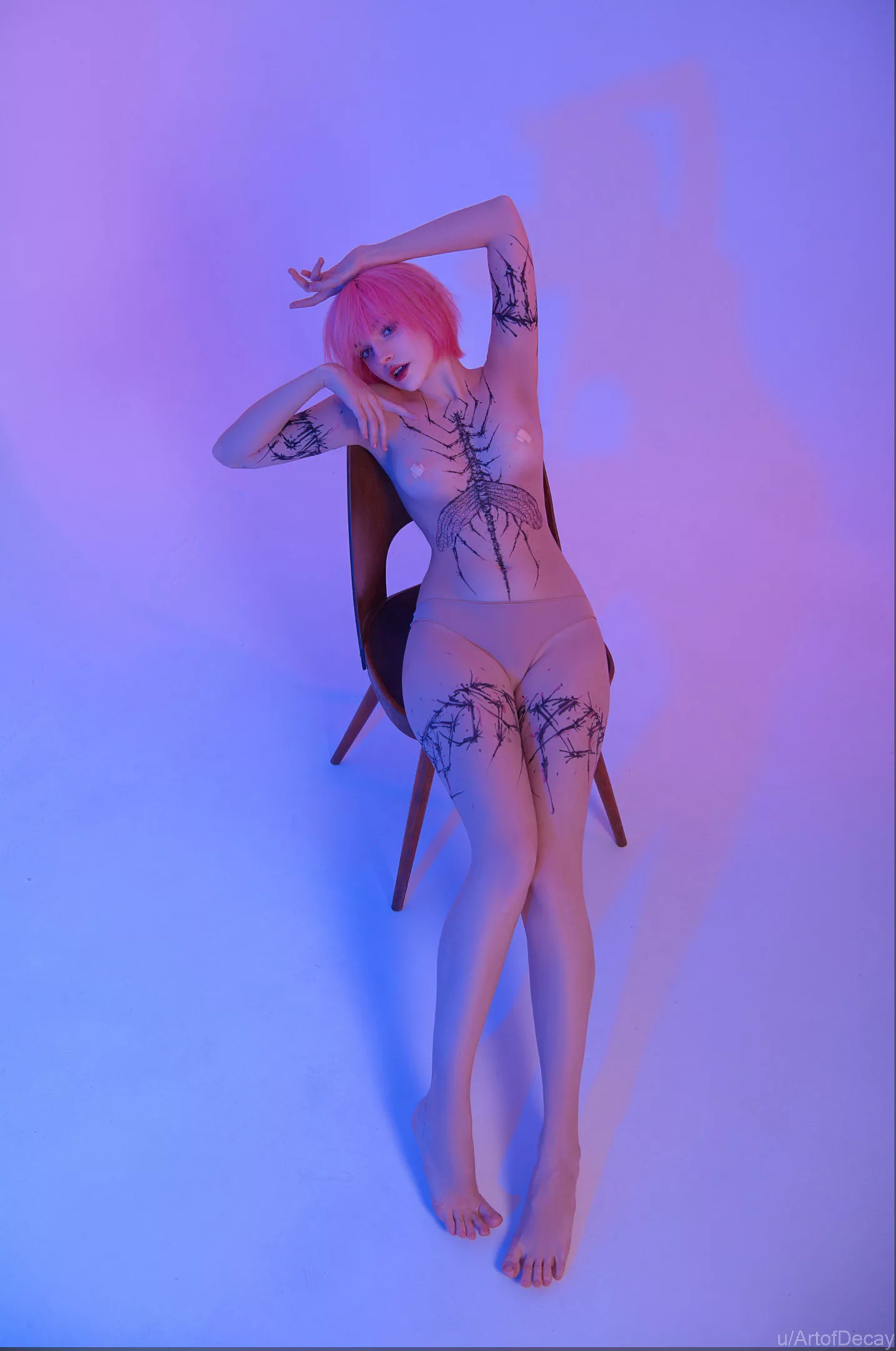 My bodypainting on Tenletters posted by ArtofDecay