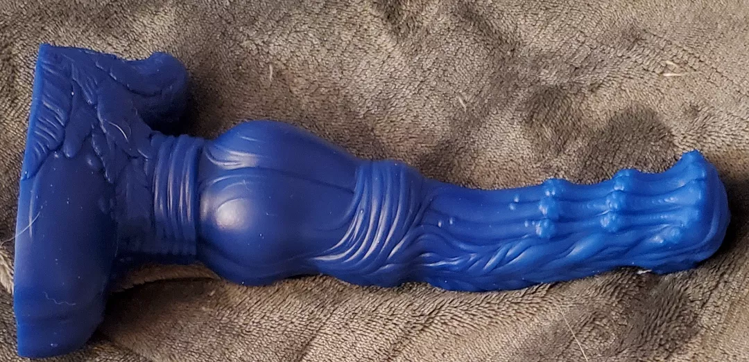 My custom small Seraphina came in today. Cant wait to try it out for prostate play. posted by Dazzling-Menu649