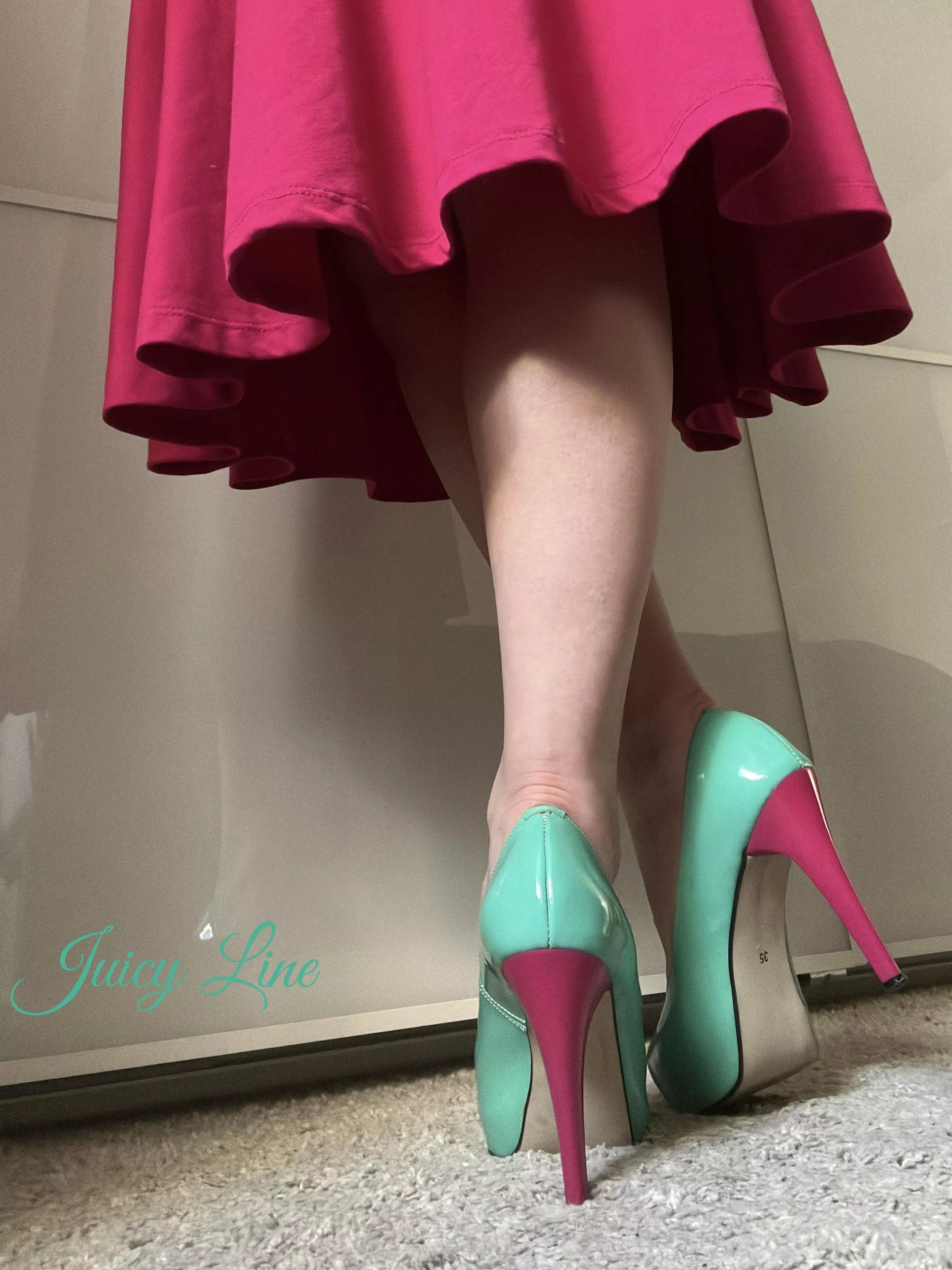 My legs lead to a treasure under my dress… OC posted by juicyline