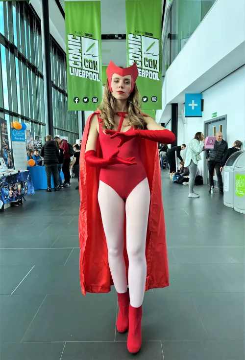 My Scarlet Witch :) by pip-stick