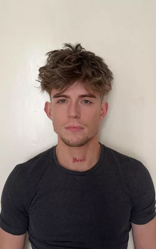 OKAY YALL. So many asked to upload a better and more natural photo. SO NOW😂 Guess my age😂😂😂😂 by theofdevil