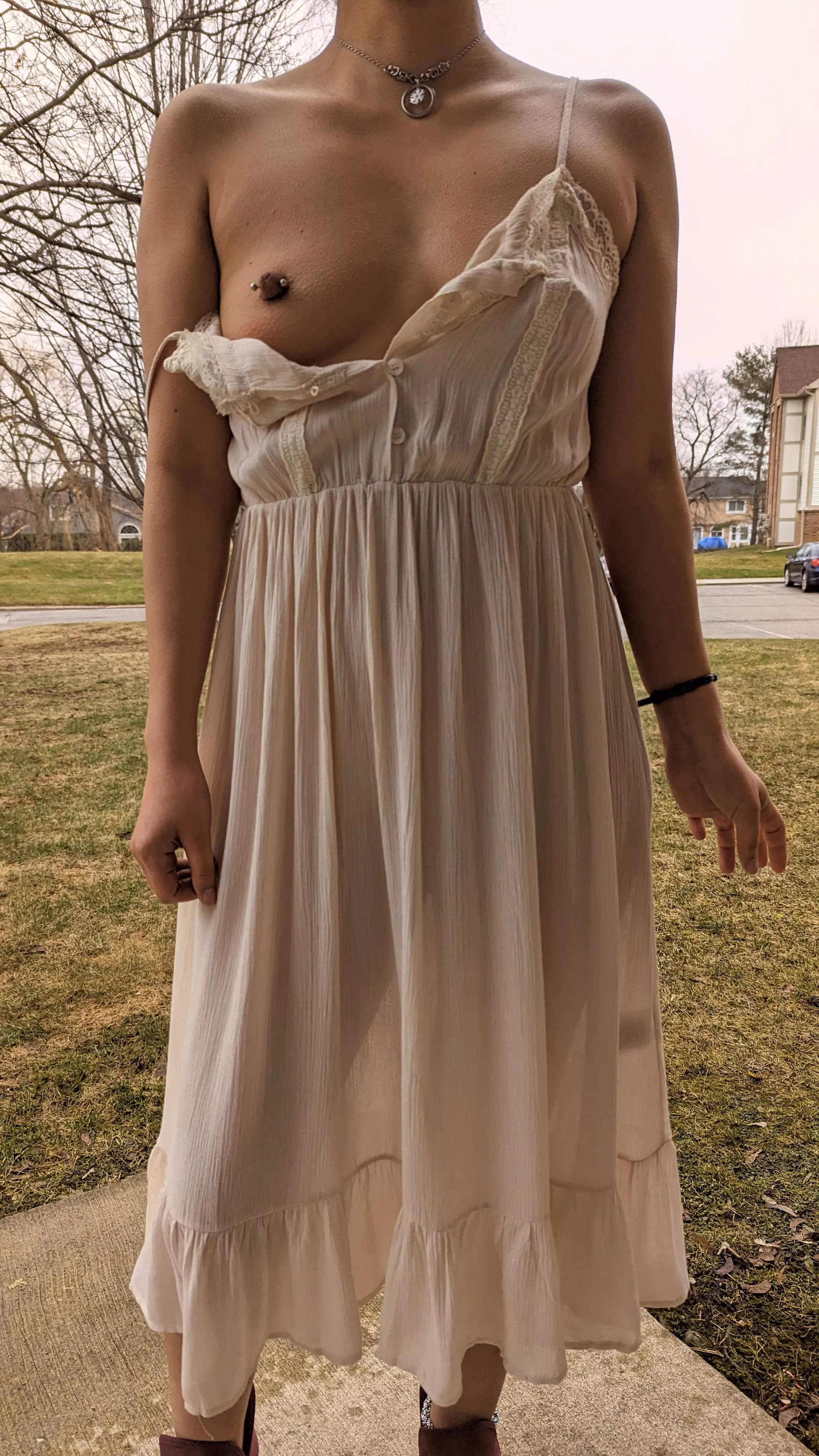 Oops, my dress slipped! posted by something04something