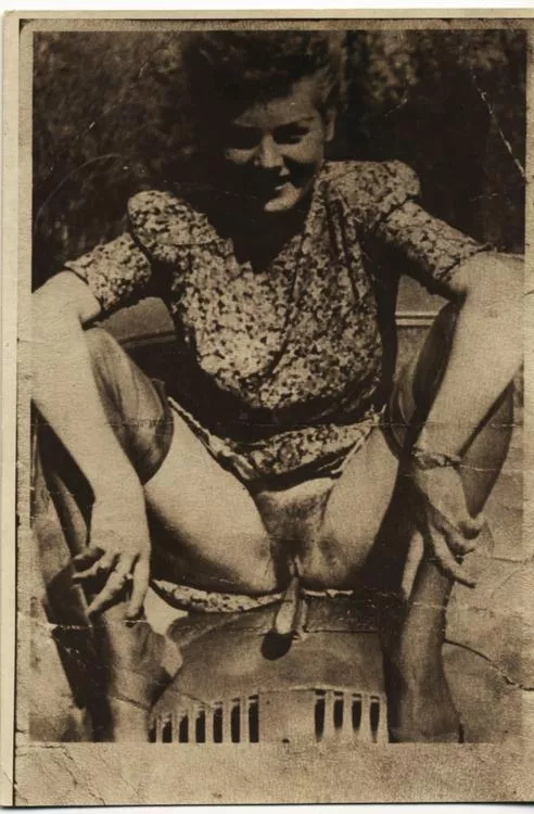 Sexy posted by Imaginary-Ebb1932