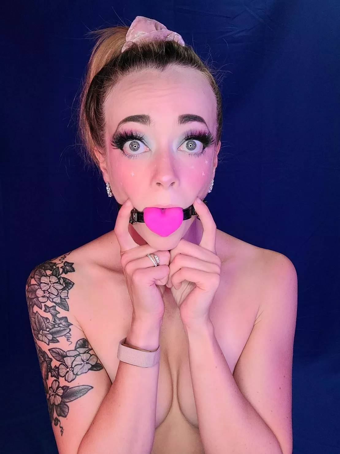 The [F]astest way to Sir's heart is through my mouth posted by littlerosexo