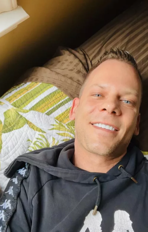 The past two weeks have been a roller coaster. I’m going to smile despite these conditions. by perplexing99