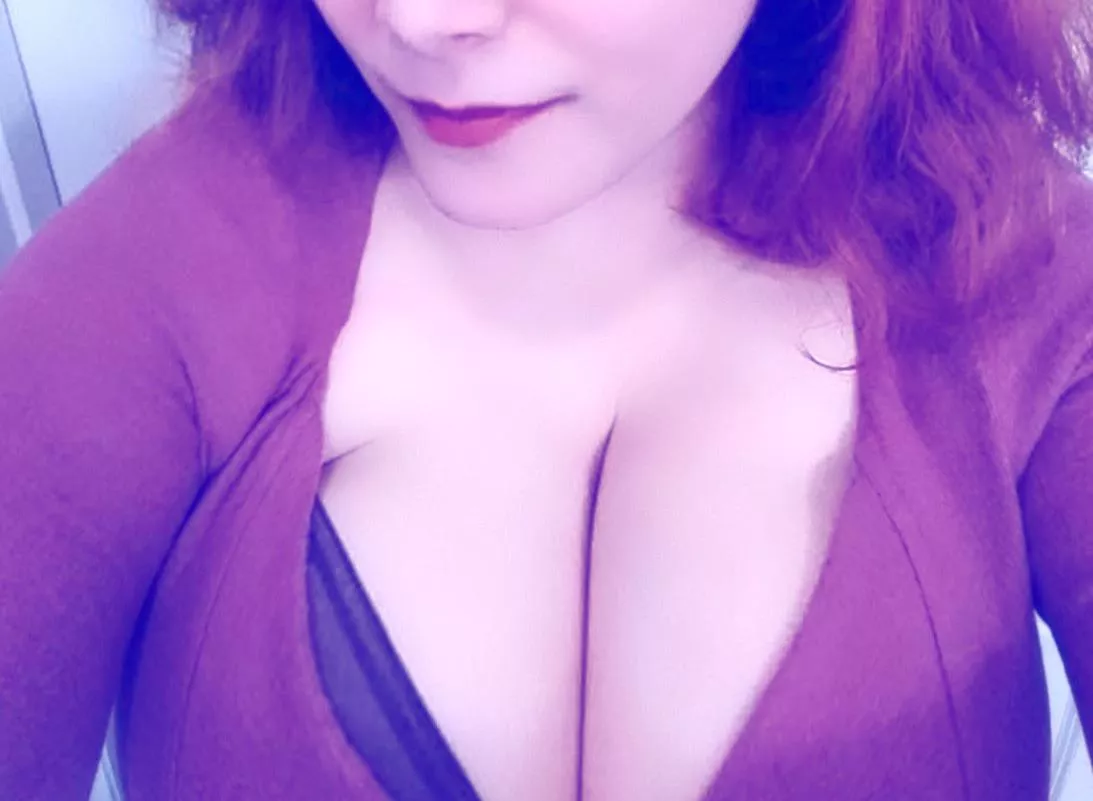 These look insane on my 5’1 frame 🫢. What do you think? 😘 posted by Usernamessuck765