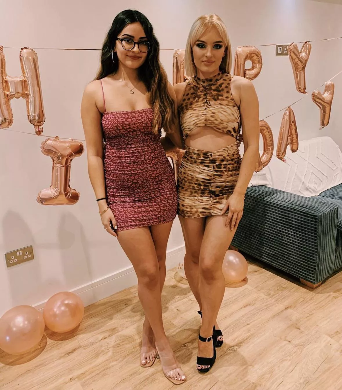 Wouldn’t last long with these 2😍 posted by unesterx