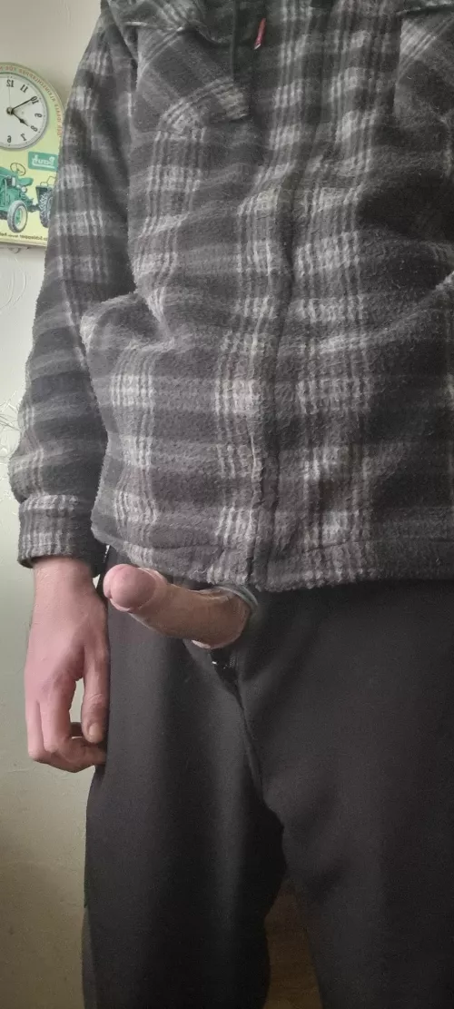 Yes I'm pointing at you 😉 by Pj034