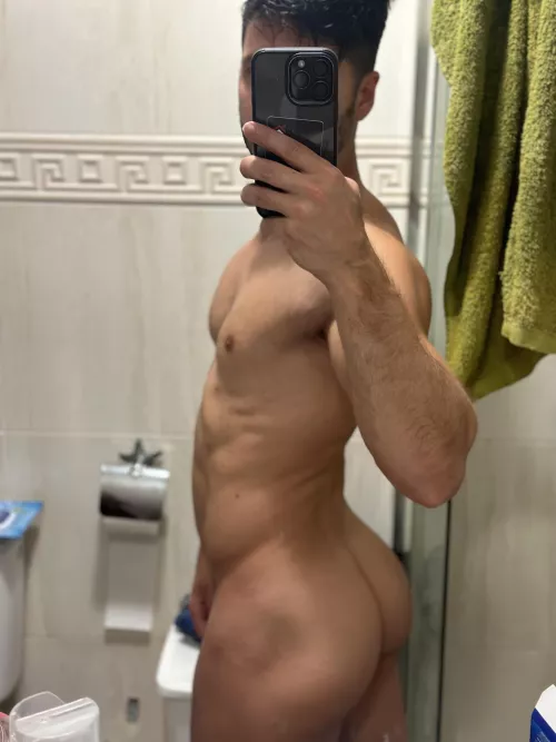 You like my huge ass ? by Your_Cuban_Gentleman